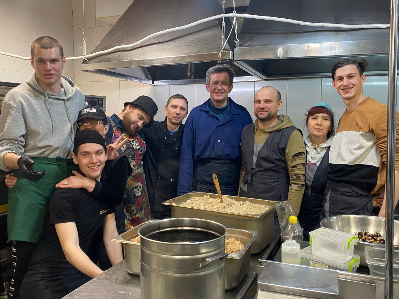 украинские бизнесмены ресторанный бизнес волонтеры
