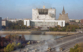 события 1993, октябрь 1993, расстрел белого дома, расстрел парламента, что произошло в 1993, путинский режим, авторитаризм,