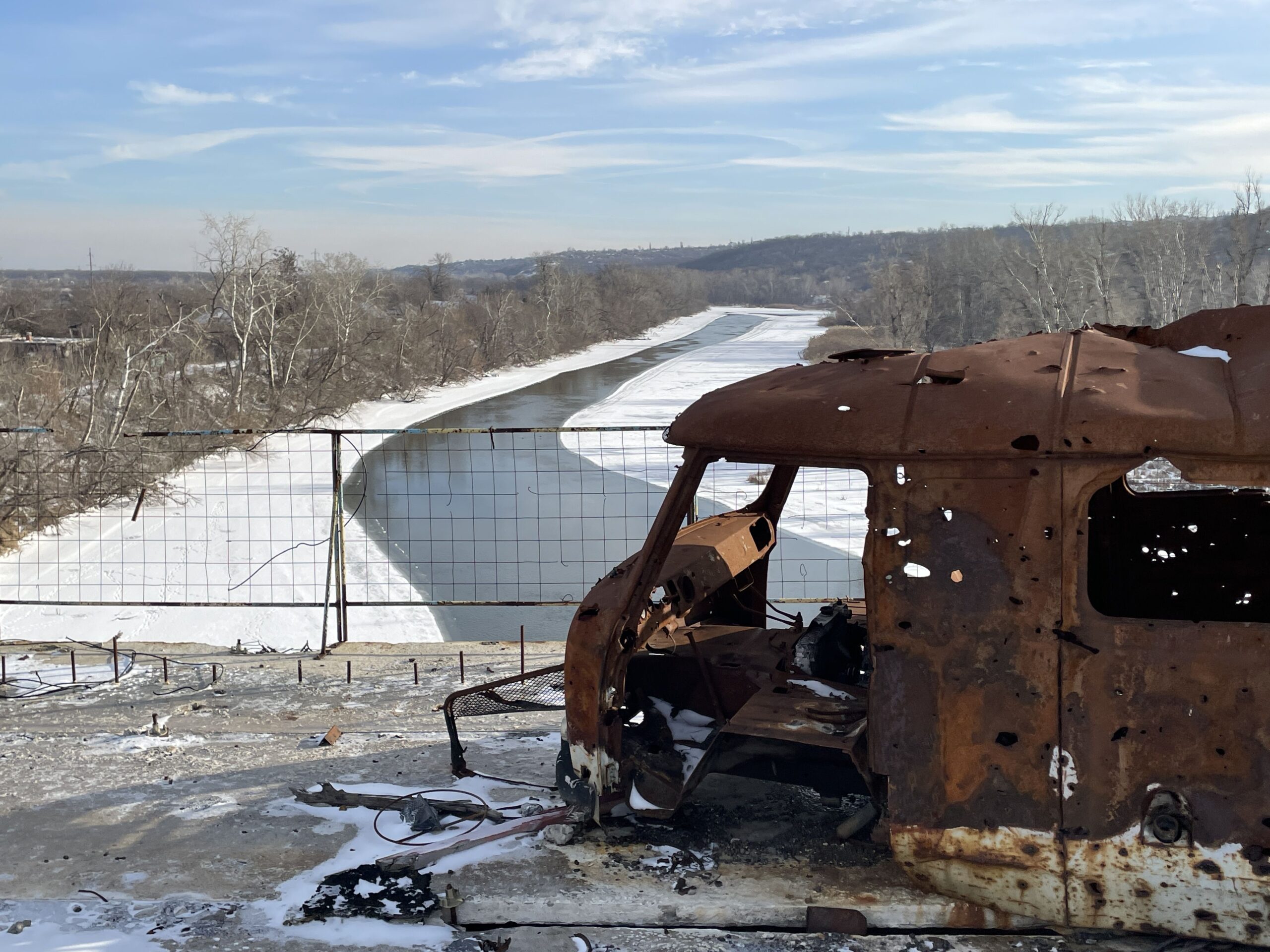 северодонецк, лнр, северодонецк область, беженцы, Северодонецк сегодня, Что происходит в Северодонецке сейчас, гуманитарная обстановкая, связь, эвакуация, северский донец, река северский донец