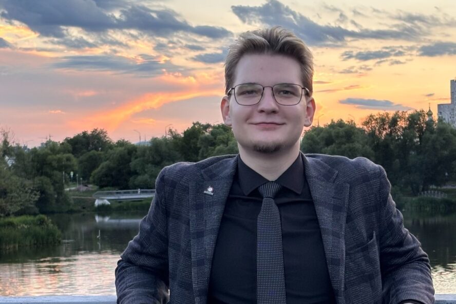 Илья Костюков кандидат Яблока